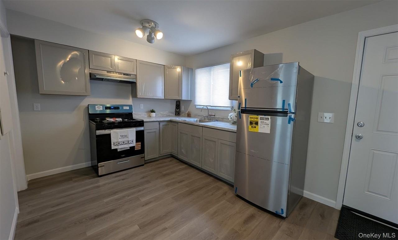 9 Park Ave - Photo 2 of 11