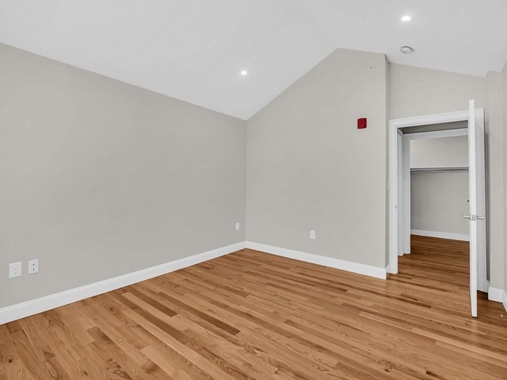 97 Great Rd Unit 6 - Photo 6 of 20