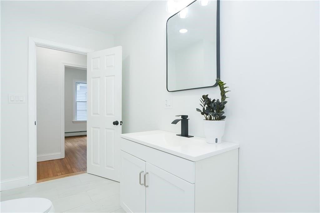 135-137 Superior St Unit 1 - Photo 7 of 8