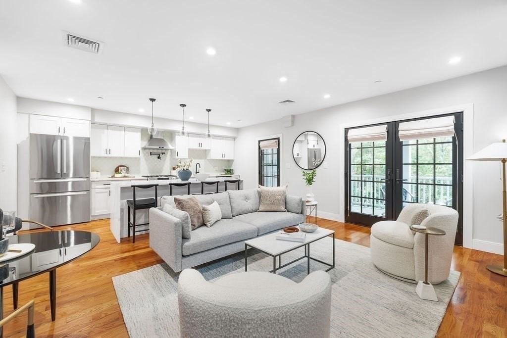 113-115 Falcon St Unit 113-3