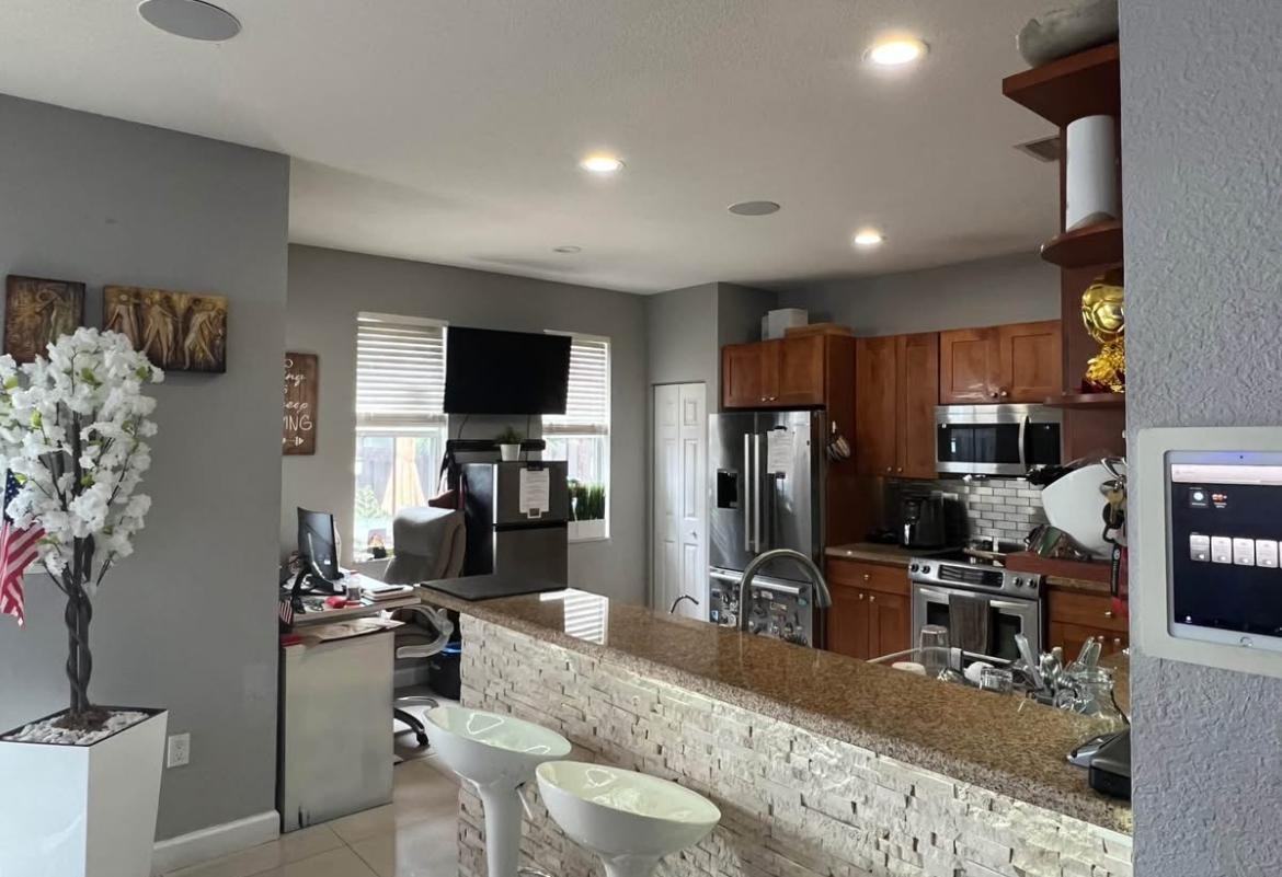 Nw 114th Path - Photo 3 of 8