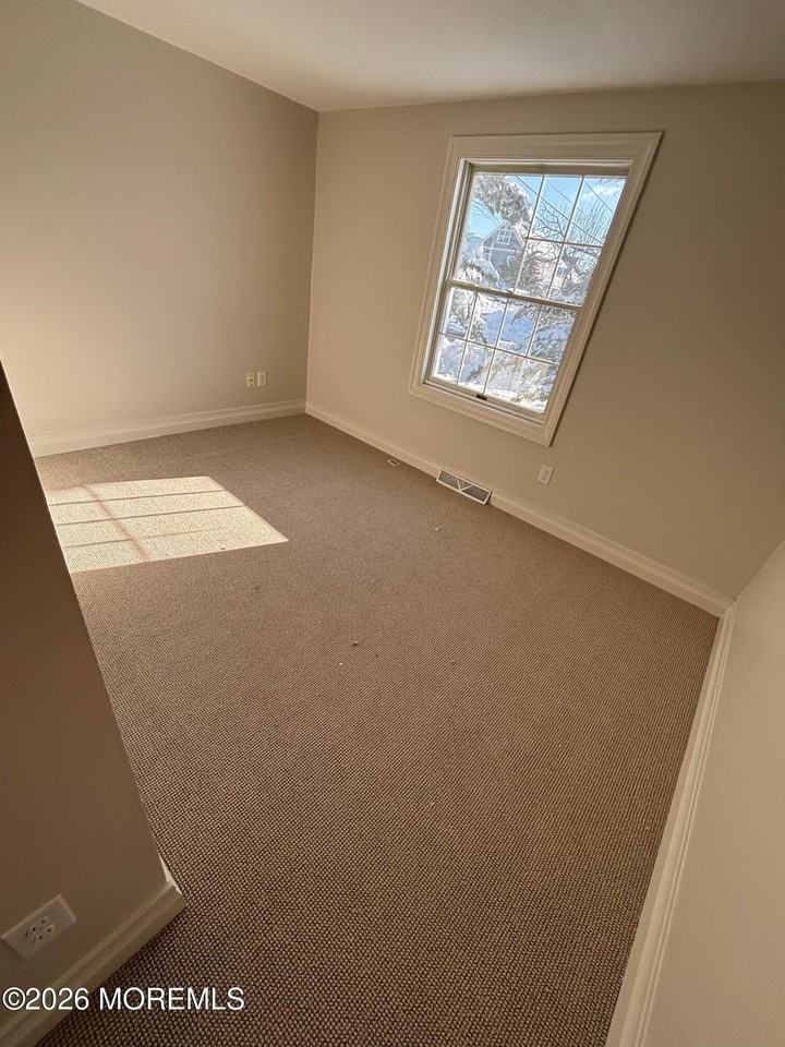 1701 Tamiami Rd - Photo 2 of 17