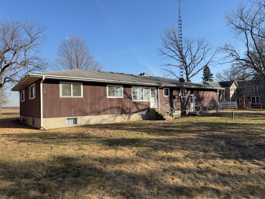 580 N State St - Photo 2 of 27