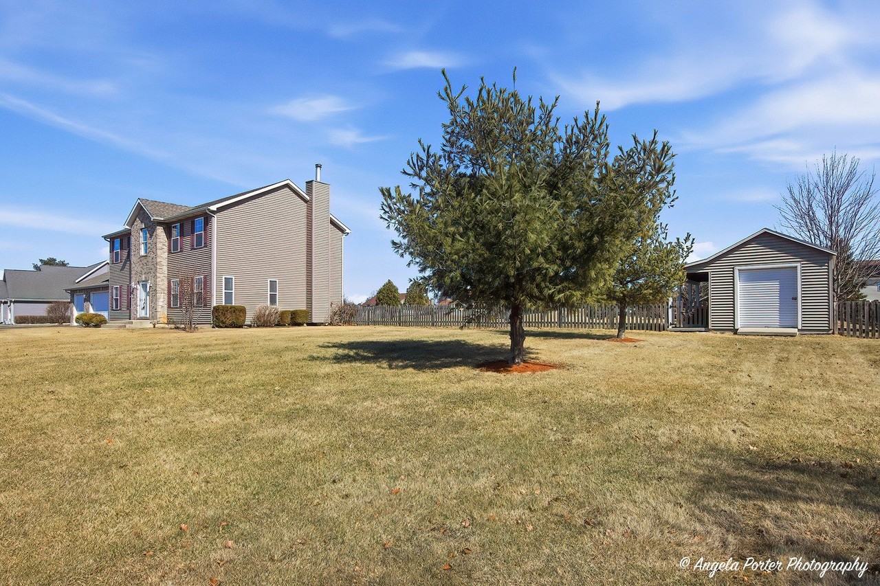 9312 Nicholas Ln - Photo 2 of 39