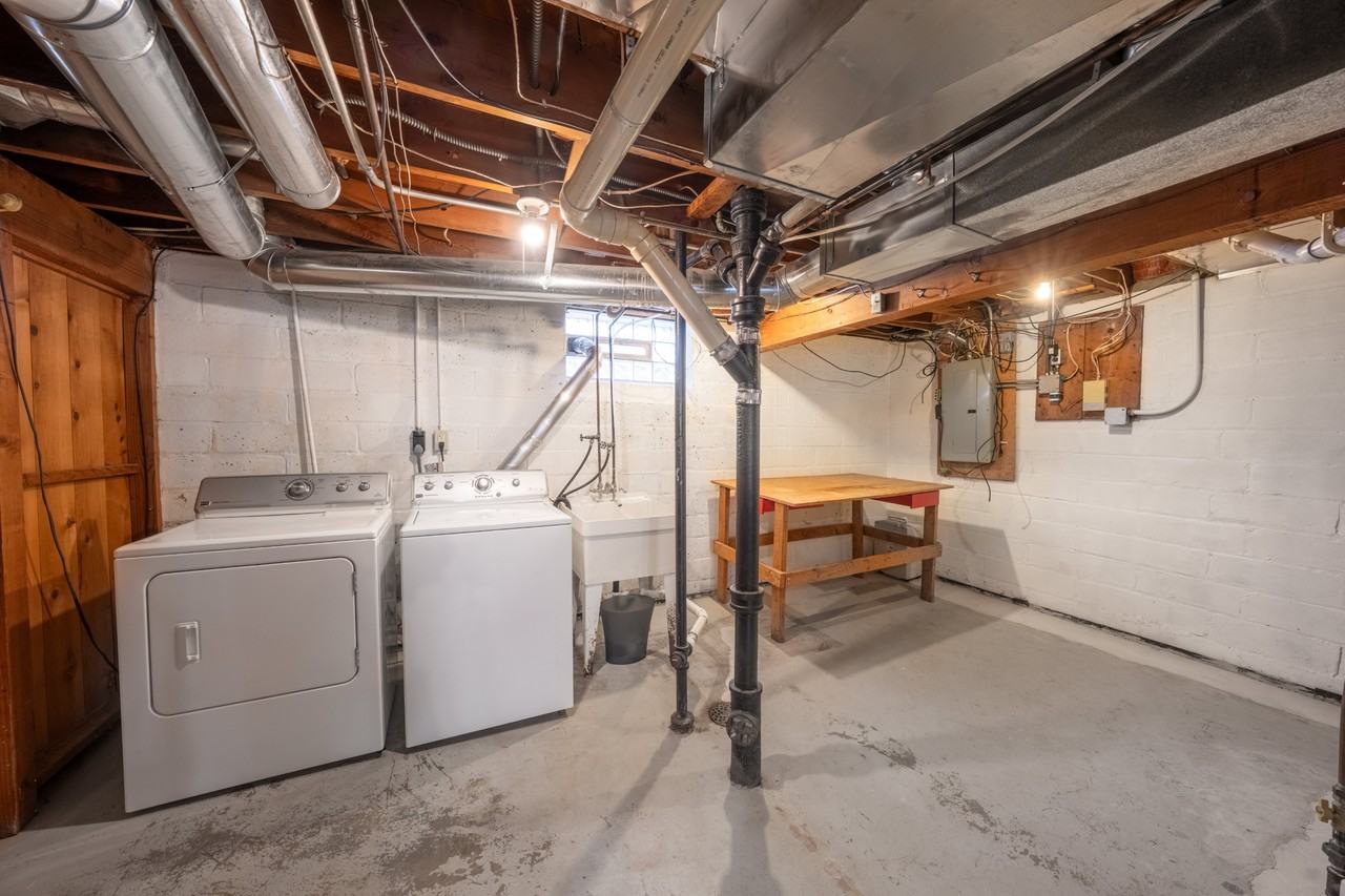 4249 18th Ave S #1 - Photo 4 of 17