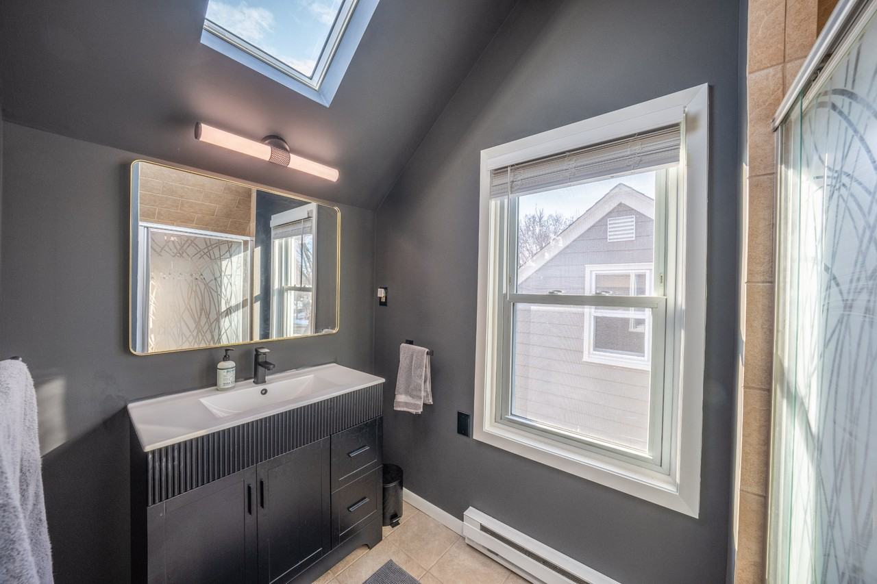 4249 18th Ave S #1 - Photo 7 of 17