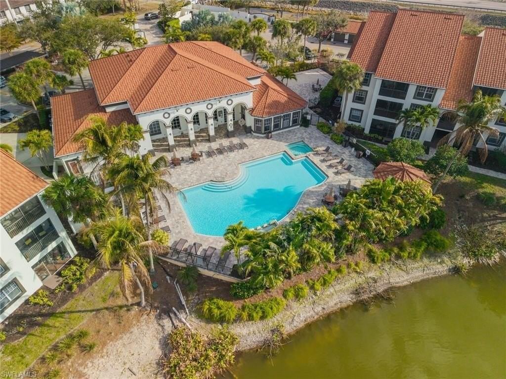 7925 Preserve Cir Apt 316 - Photo 4 of 37