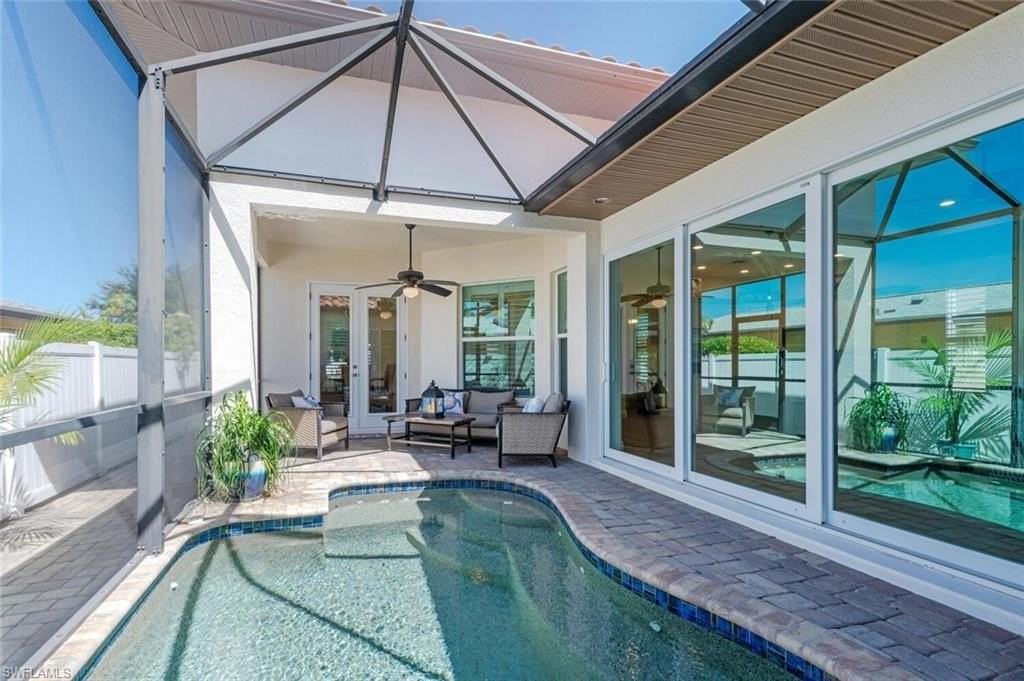 730 95th Ave N - Photo 3 of 27