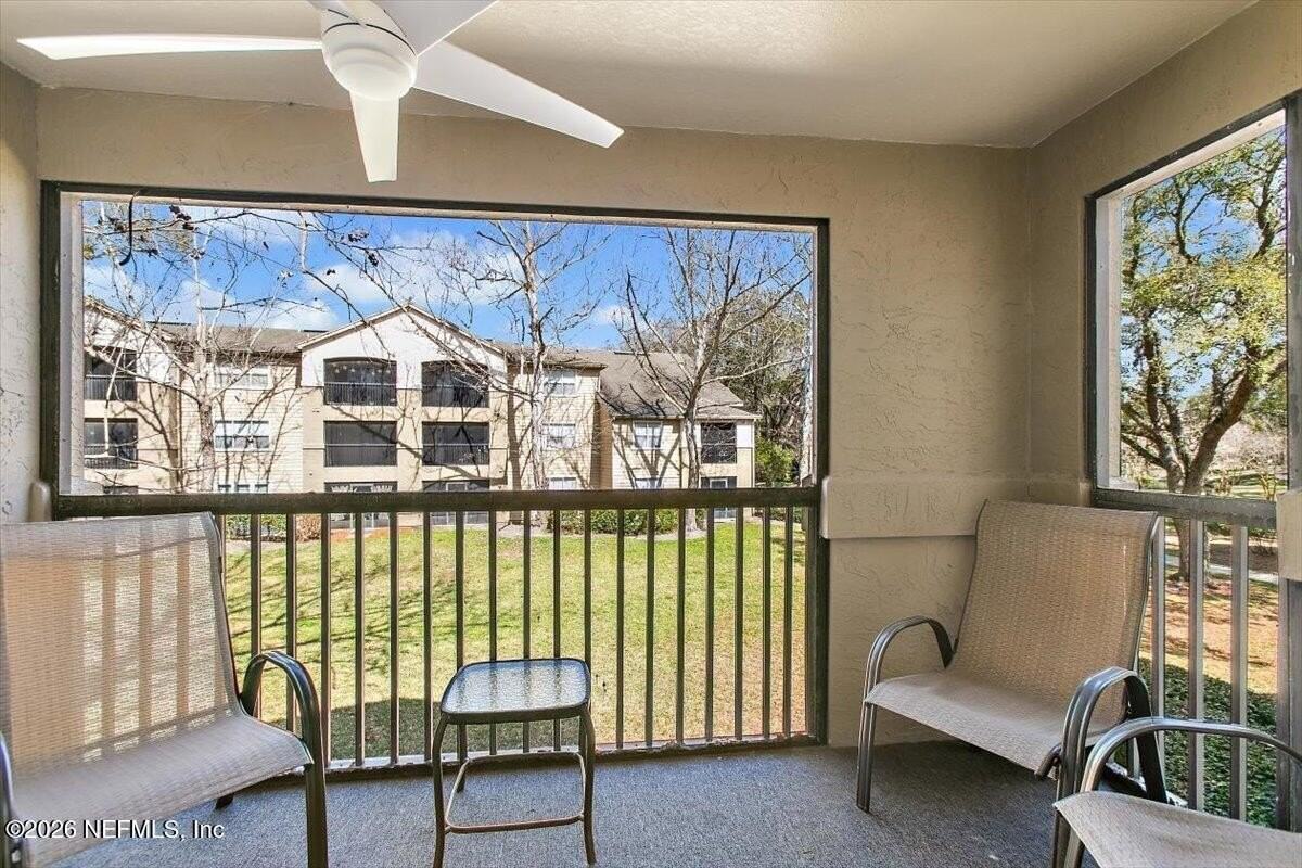 17 Arbor Club Dr #212 - Photo 2 of 37