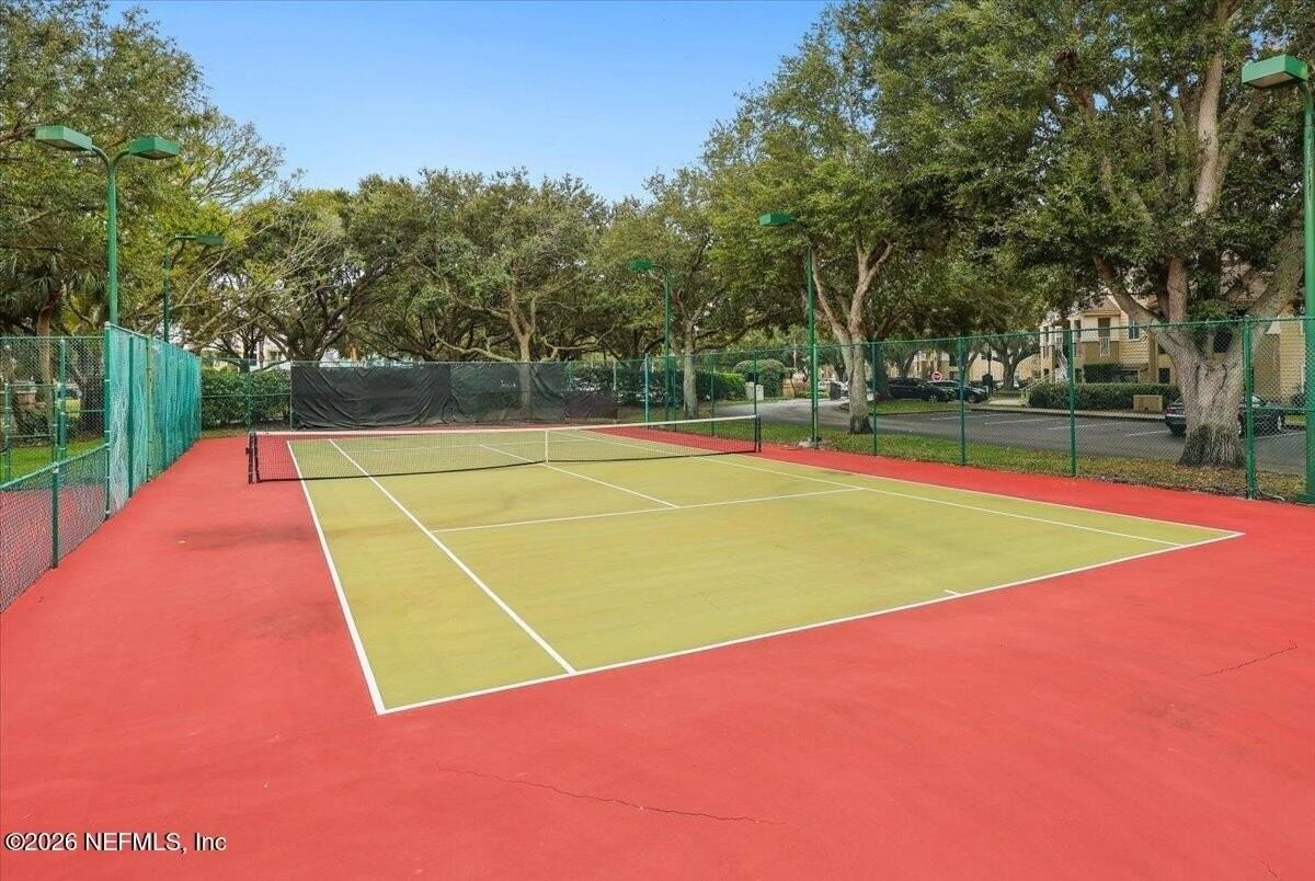 17 Arbor Club Dr #212 - Photo 3 of 37