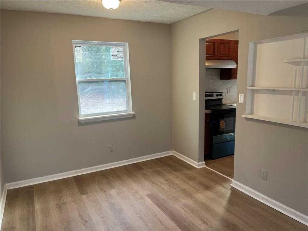 1133 Sandune Dr - Photo 4 of 22