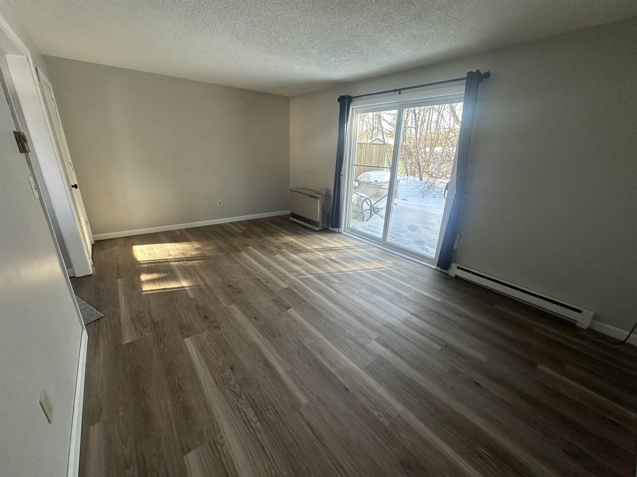 9 Tucker Shore Rd - Photo 4 of 11