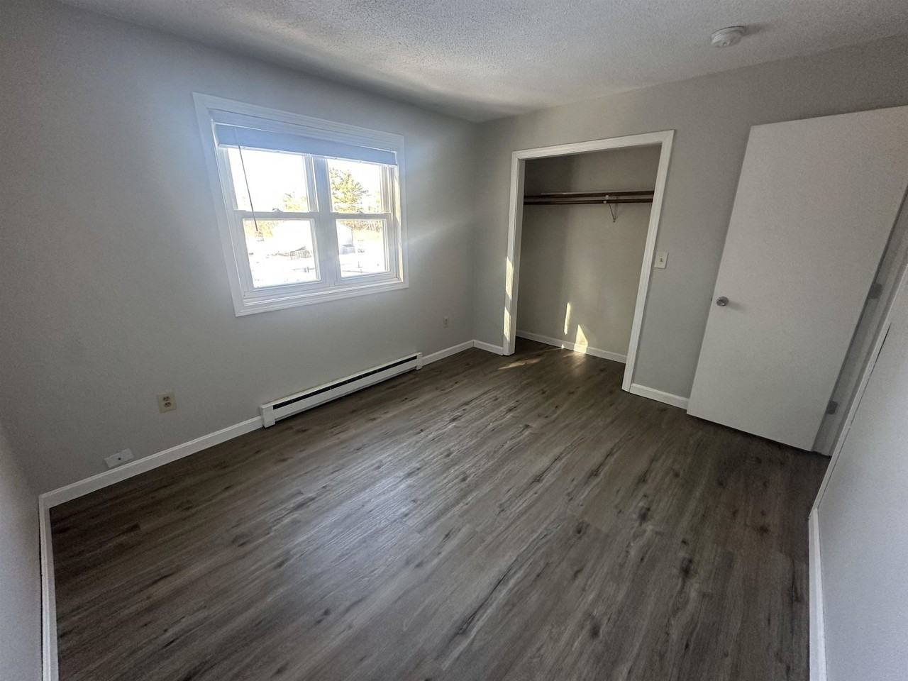 9 Tucker Shore Rd - Photo 6 of 11