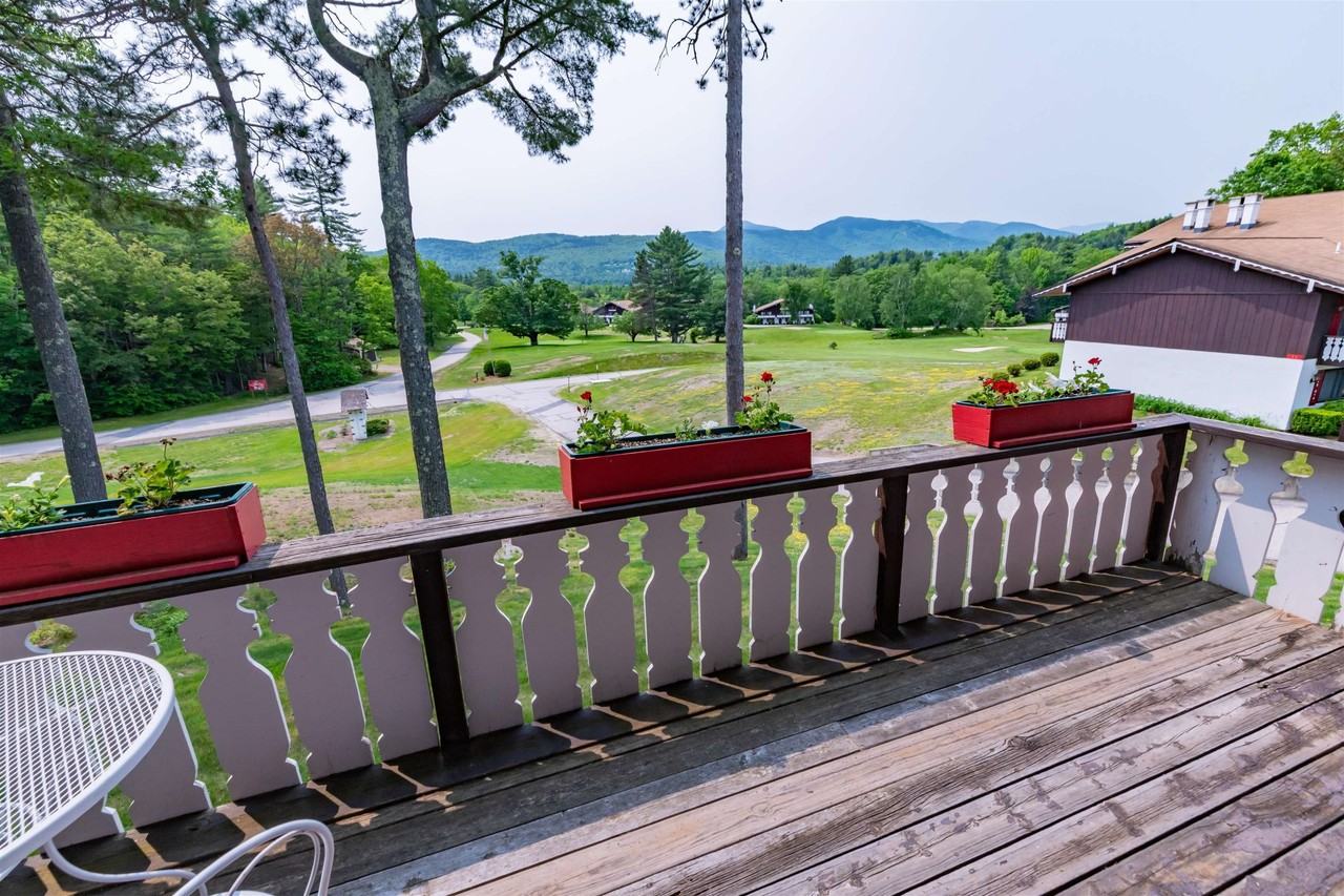 18-11 Bunker Lane - Photo 2 of 41