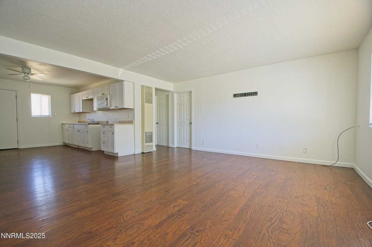 1198 Virbel Ln - Photo 4 of 15