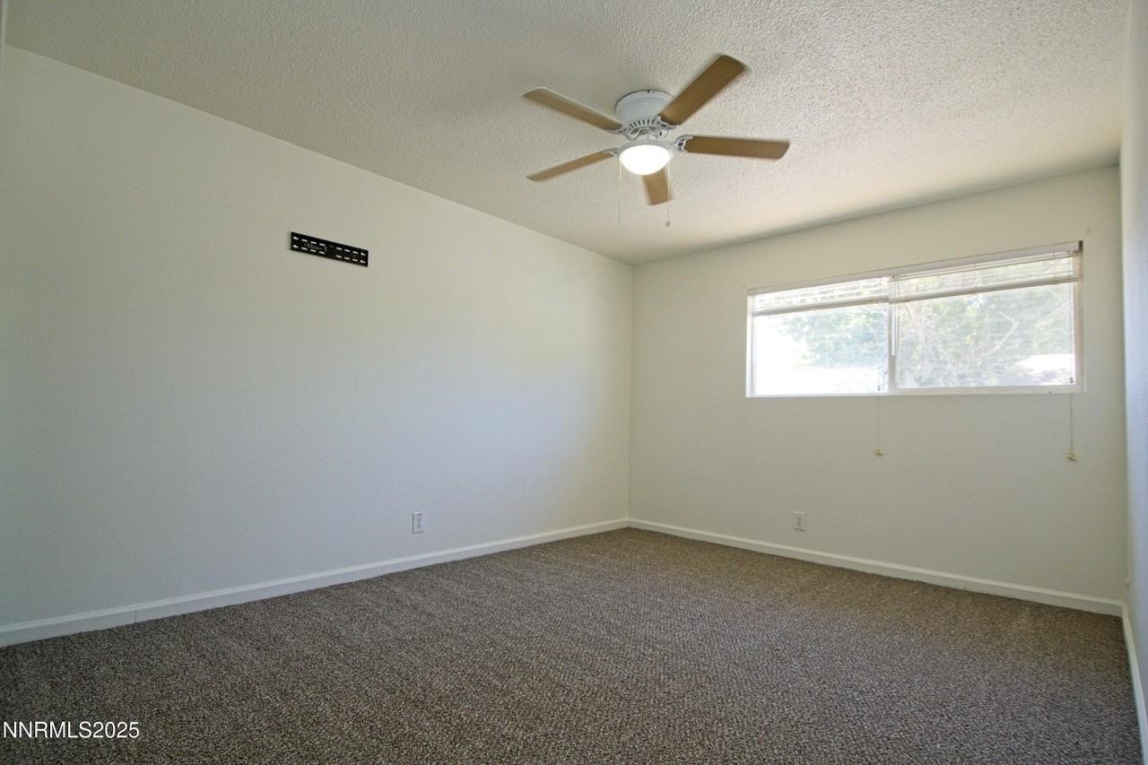 1198 Virbel Ln - Photo 6 of 15