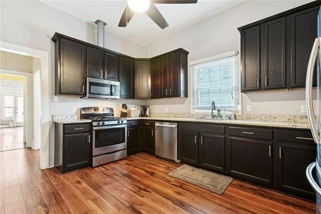 611 Pacific Ave - Photo 3 of 6