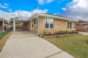 featured image of 6249 Bellaire Dr