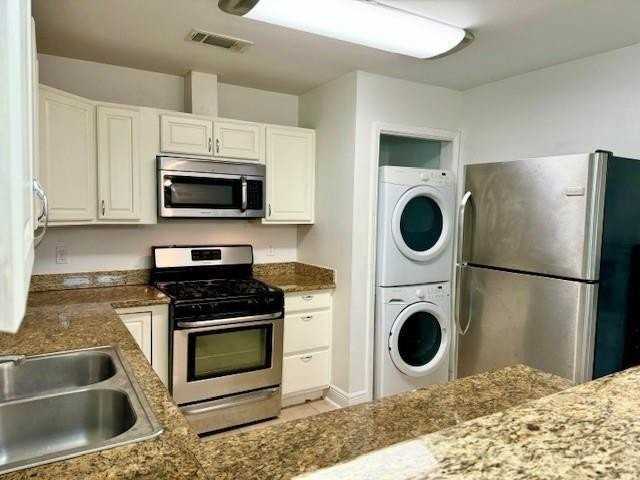 6249 Bellaire Dr - Photo 3 of 16