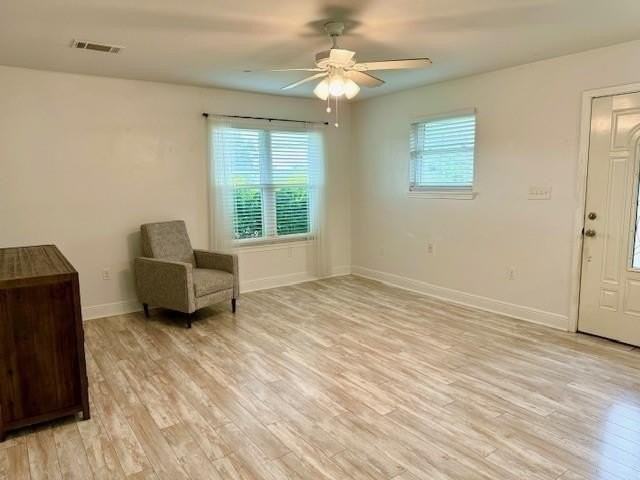 6249 Bellaire Dr - Photo 7 of 16