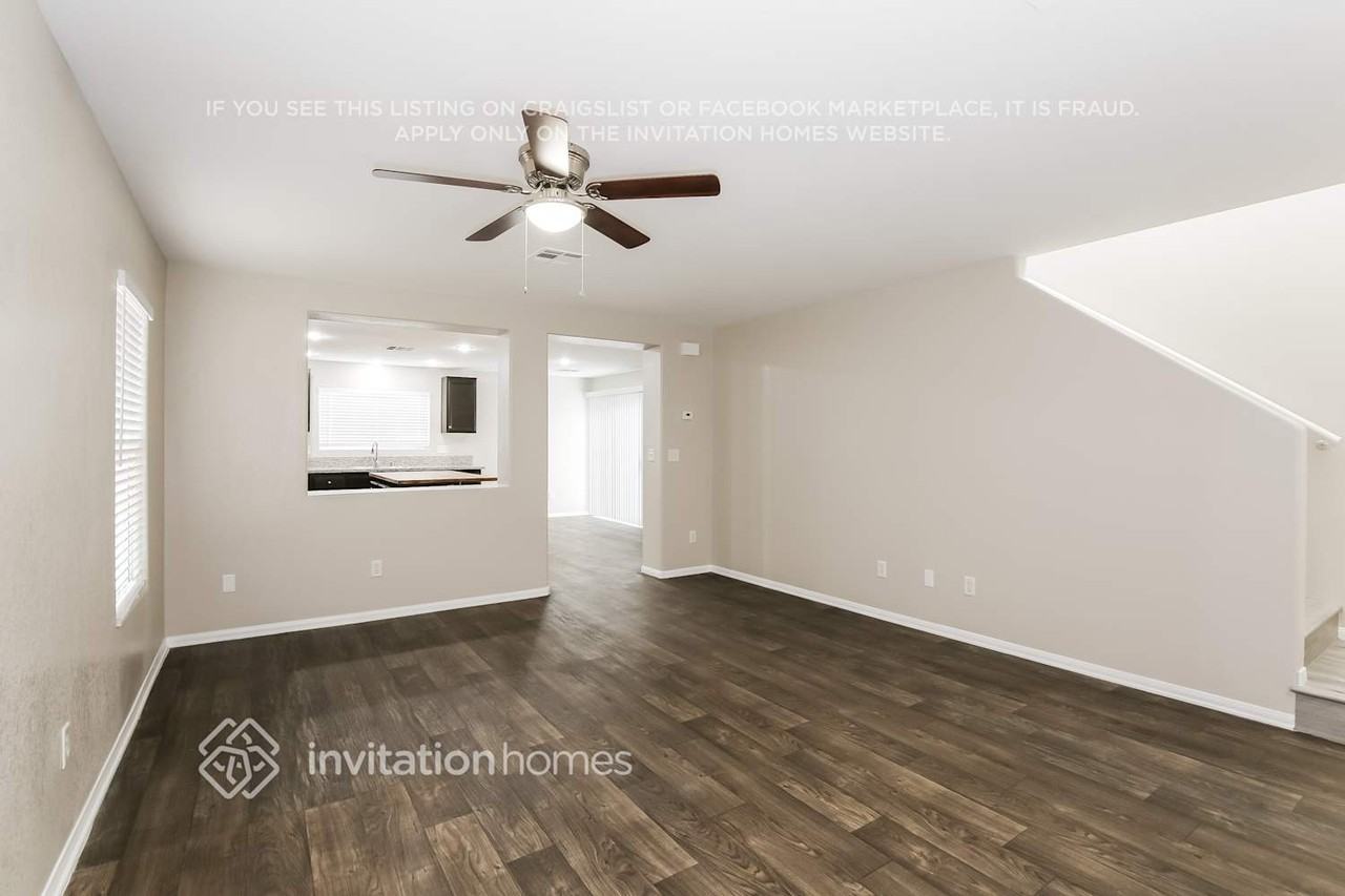 4946 Volcanic Rock Ln - Photo 4 of 14