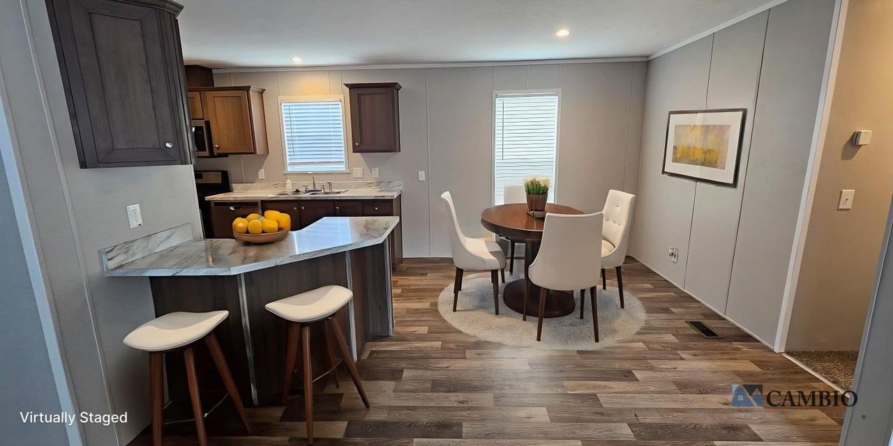 63 Tulip #63 - Photo 2 of 10