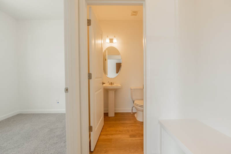 1041 Balsam Ln - Photo 7 of 12