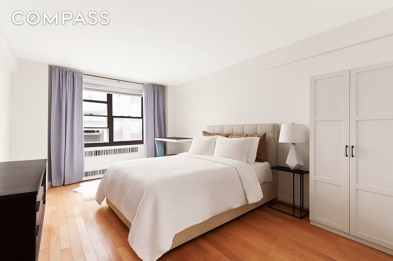 135 E 54th St #6M - Photo 6 of 9