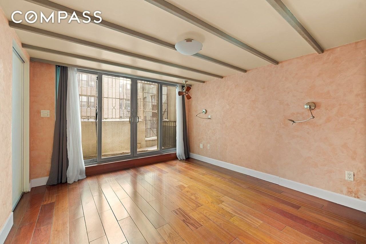 257 W 93rd St #2B - Photo 5 of 6