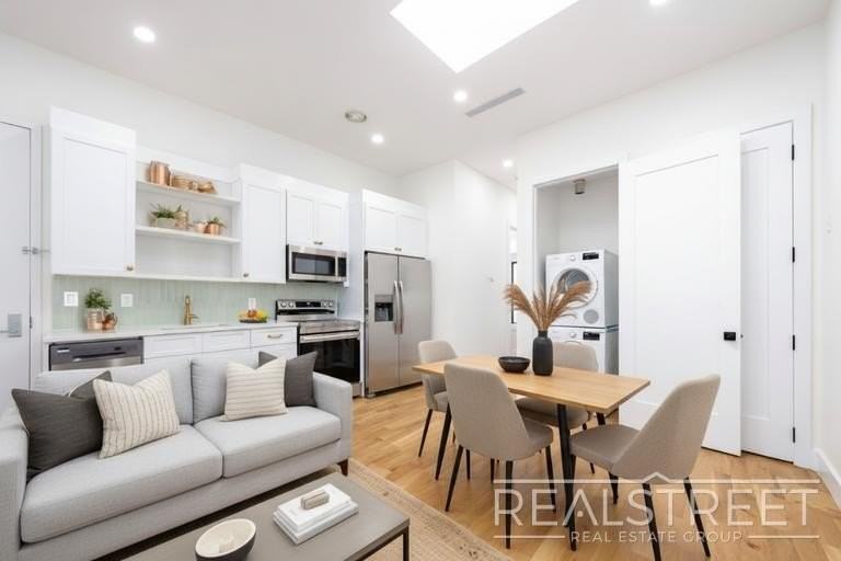 161 Covert St #3