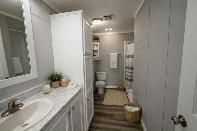 215 Barrow St #607 - Photo 4 of 7