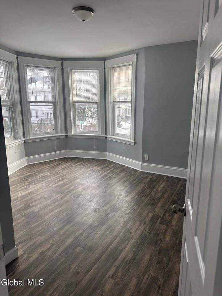 1687 Avenue A - Photo 3 of 14