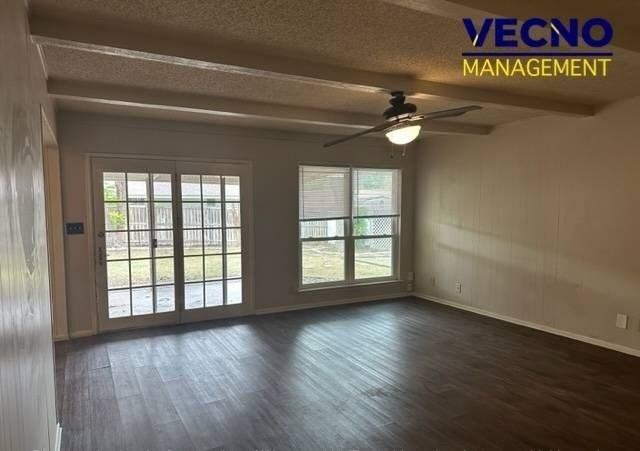 3643 Richwood Dr - Photo 4 of 20