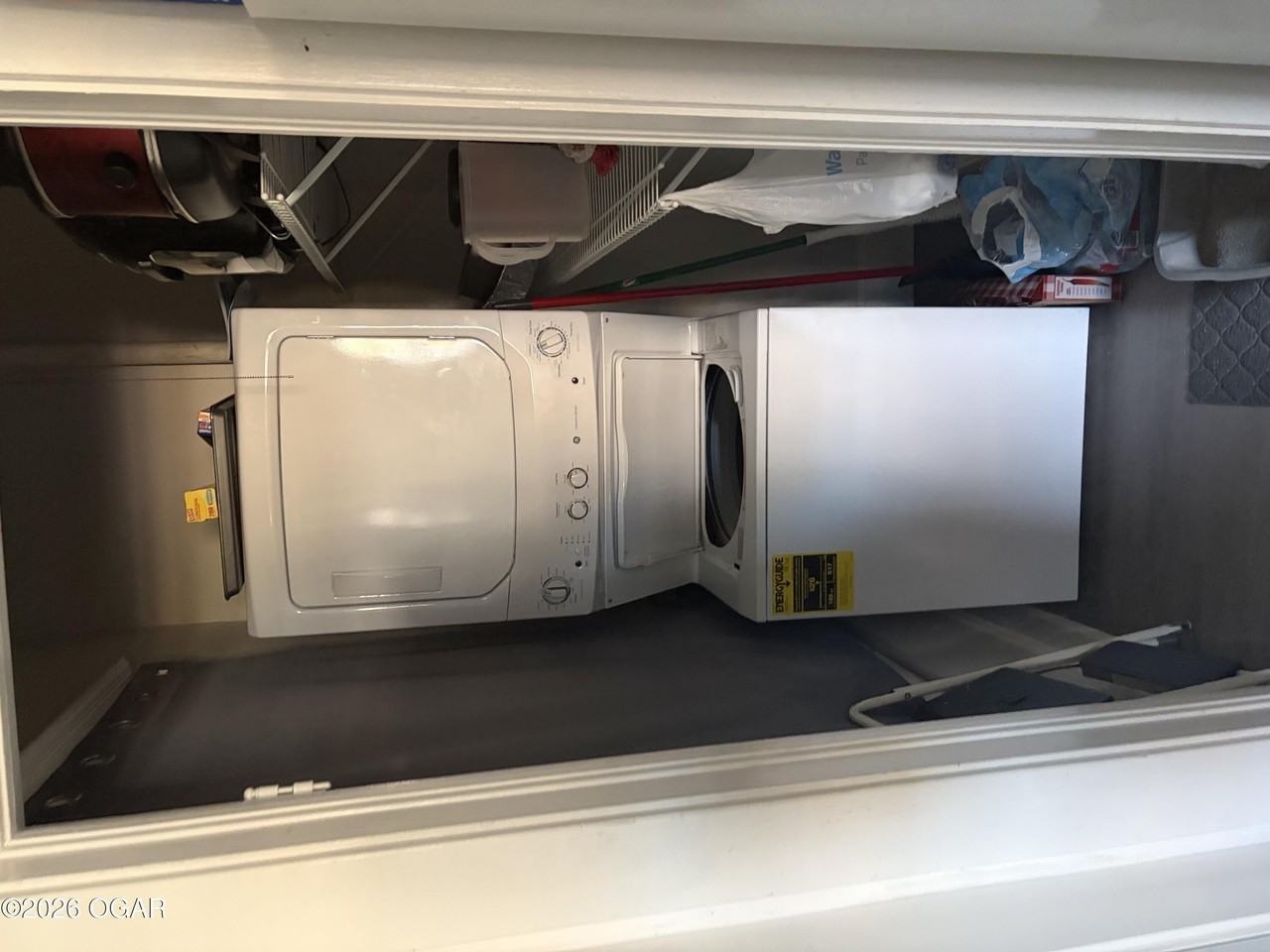 1901 S Murphy Ave - Photo 4 of 9