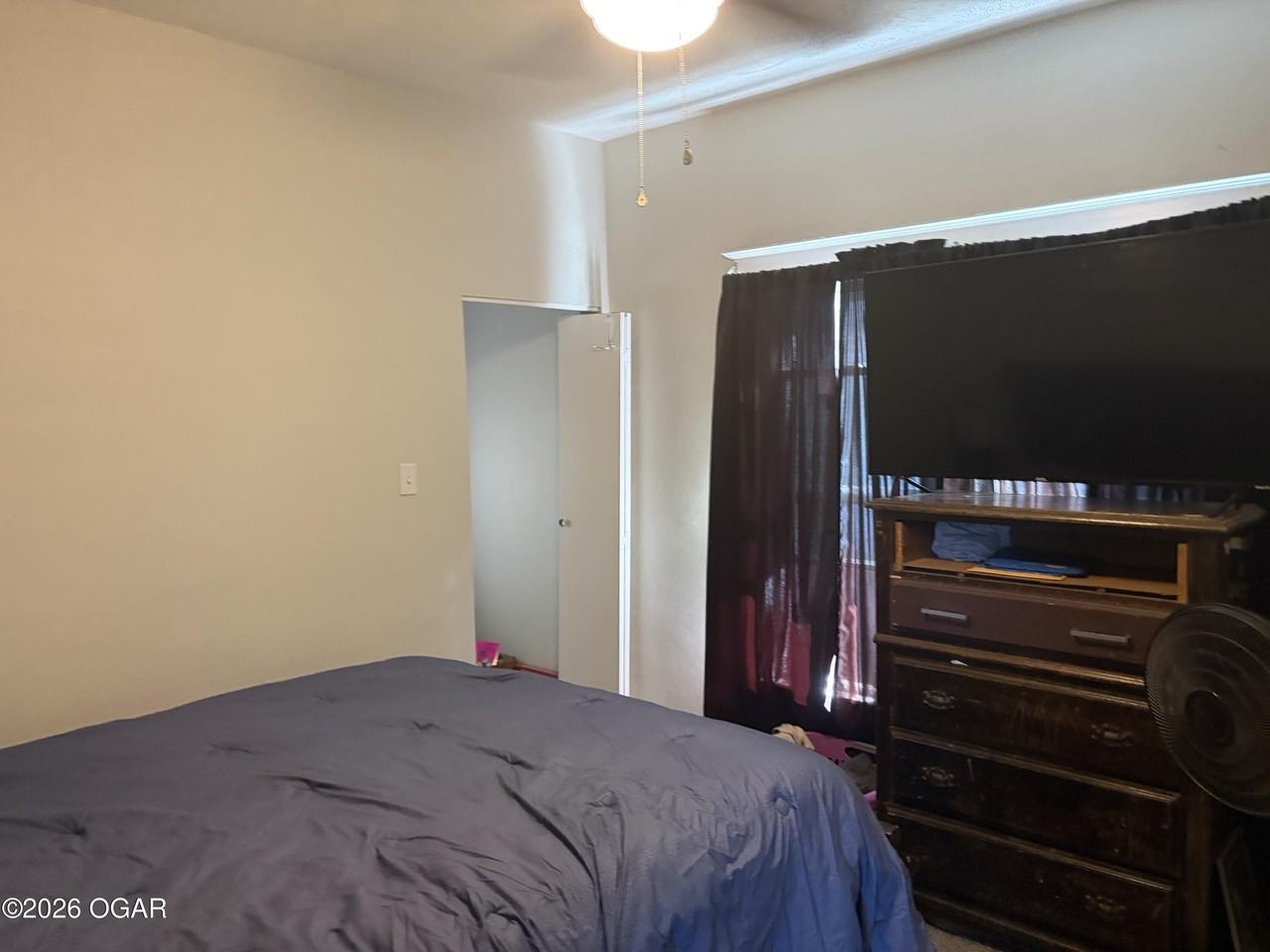 1901 S Murphy Ave - Photo 6 of 9