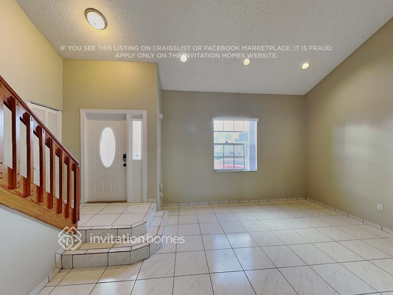 8216 Nw 192nd Ter - Photo 4 of 19