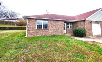 featured image of 3027 S Jackson Ave