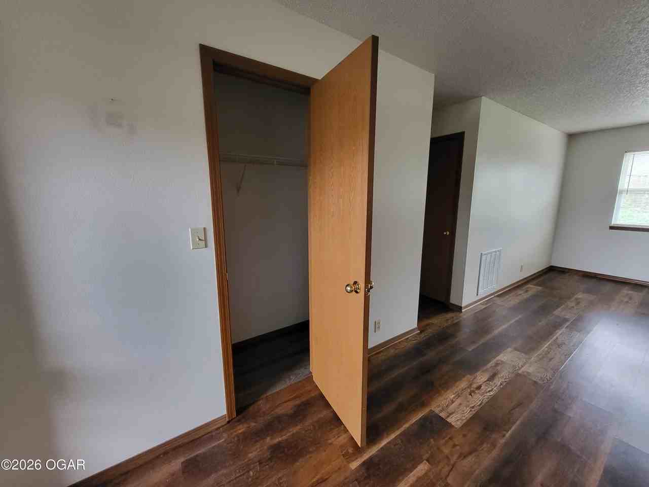 3027 S Jackson Ave - Photo 5 of 22