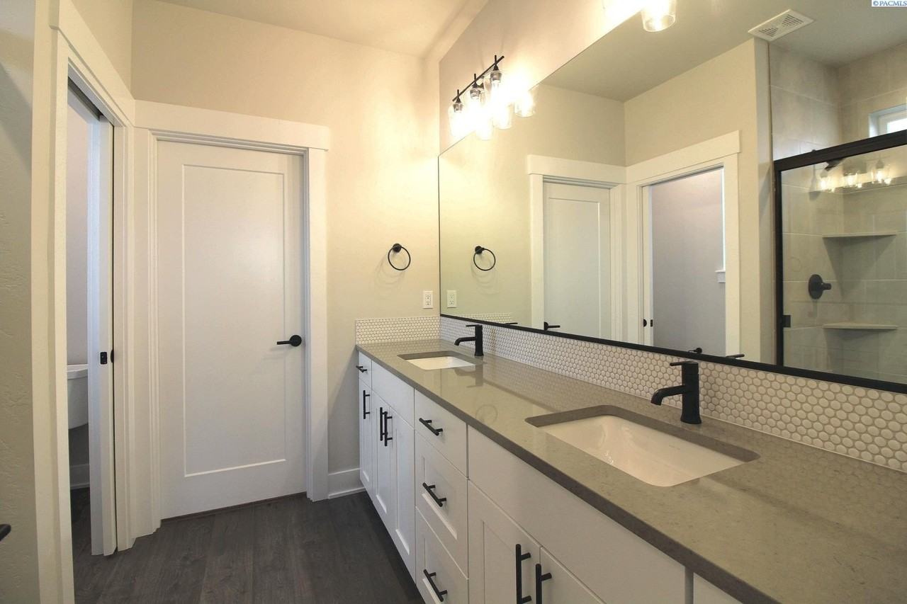 2759 Ketch Rd - Photo 6 of 12