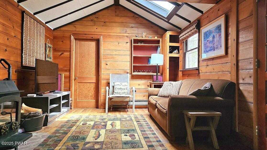 3 Lakeview Dr - Photo 5 of 17