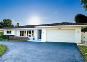 featured image of 4841 Ne 28th Ave