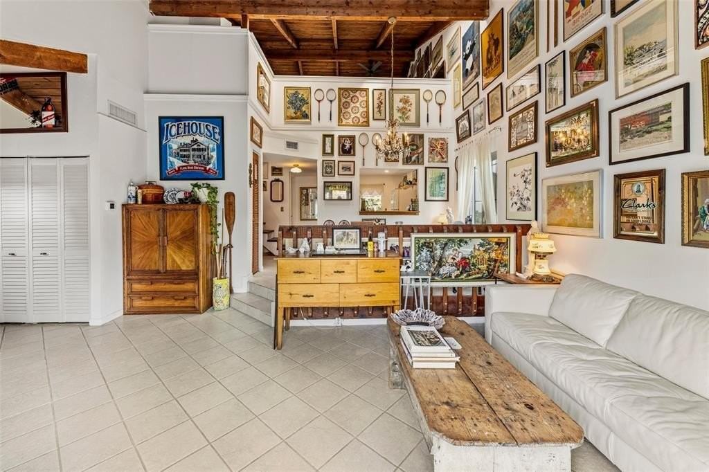 2136 Sw 81st Way - Photo 4 of 22