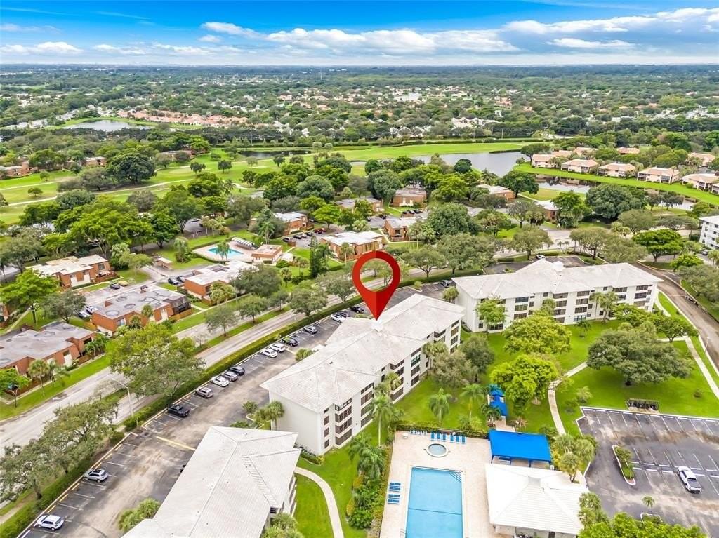 1719 Whitehall Dr #406 - Photo 3 of 26