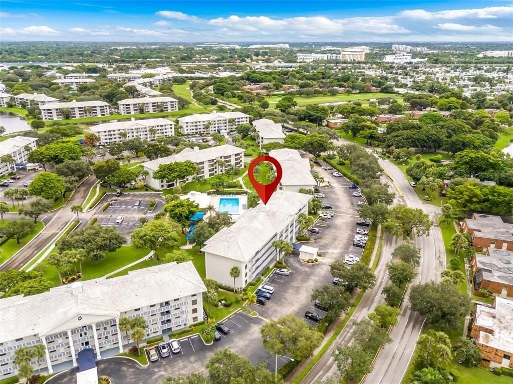 1719 Whitehall Dr #406 - Photo 5 of 26