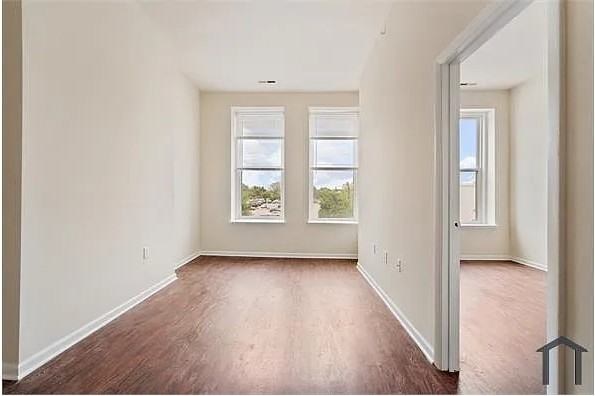 317 E North Ave #1 - Photo 5 of 26