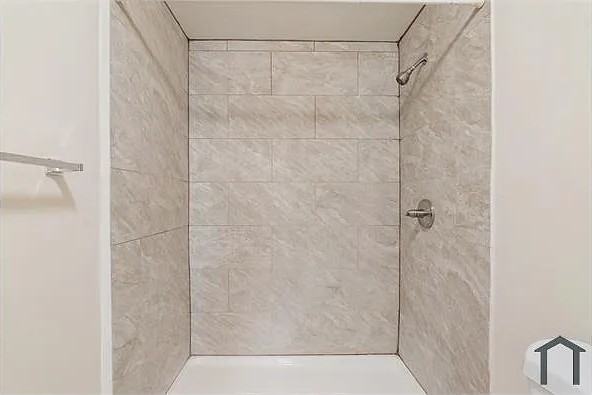 317 E North Ave #1 - Photo 7 of 26