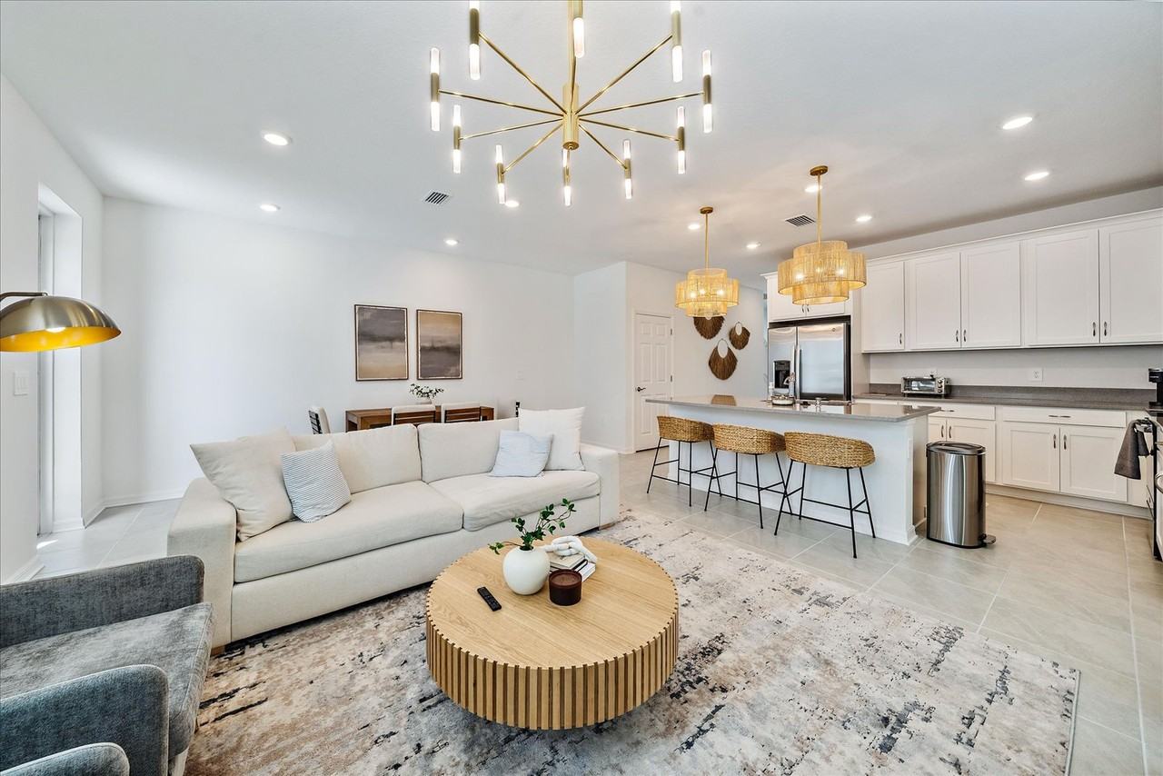 1712 Cleat Ln #1 - Photo 3 of 26