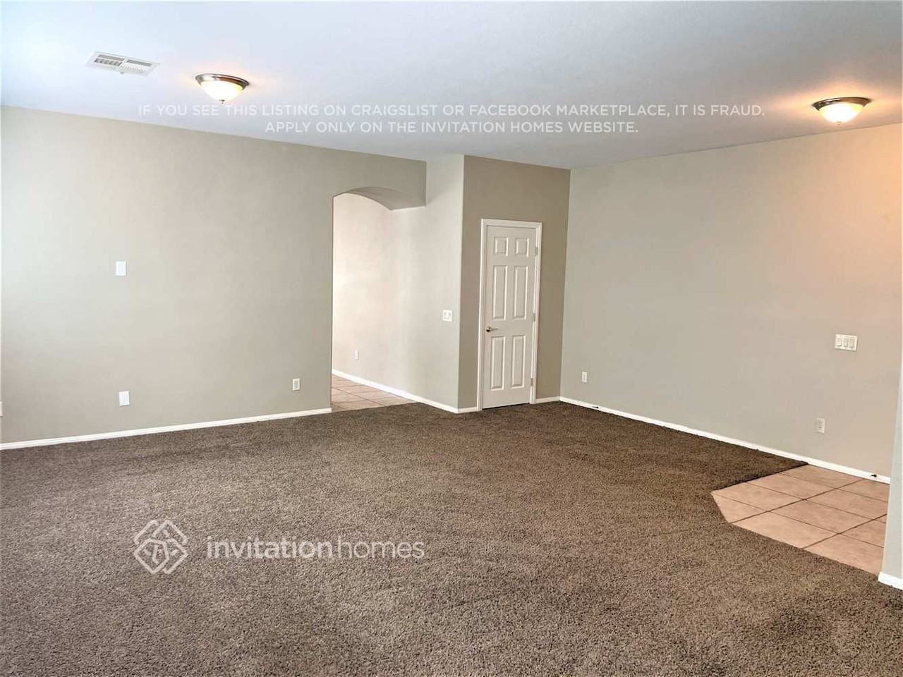 2687 Thornview St - Photo 2 of 14