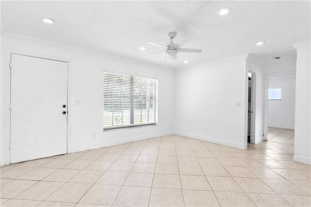 1866 25th St Sw - Photo 6 of 29