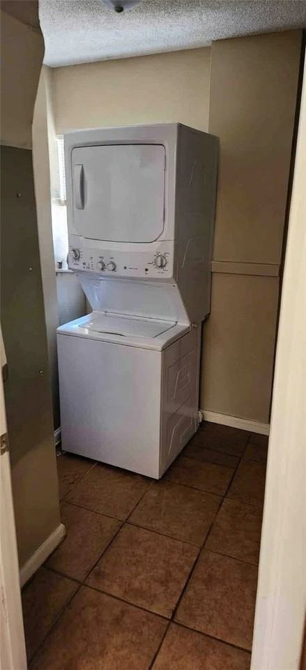 221 Balboa St Apt A - Photo 7 of 9